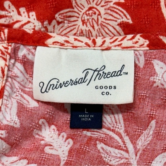 Universal Thread Red Floral Blouse Top Shirt Women’s L - Picture 8 of 8